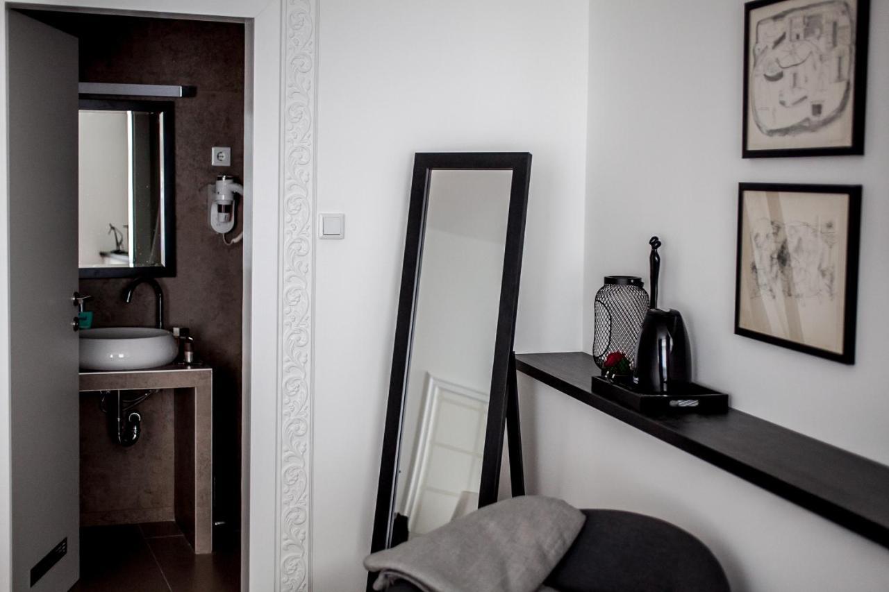 Flex Selfcheckins - Zagreb - Hostel - 8 Rooms - City Centre מראה חיצוני תמונה