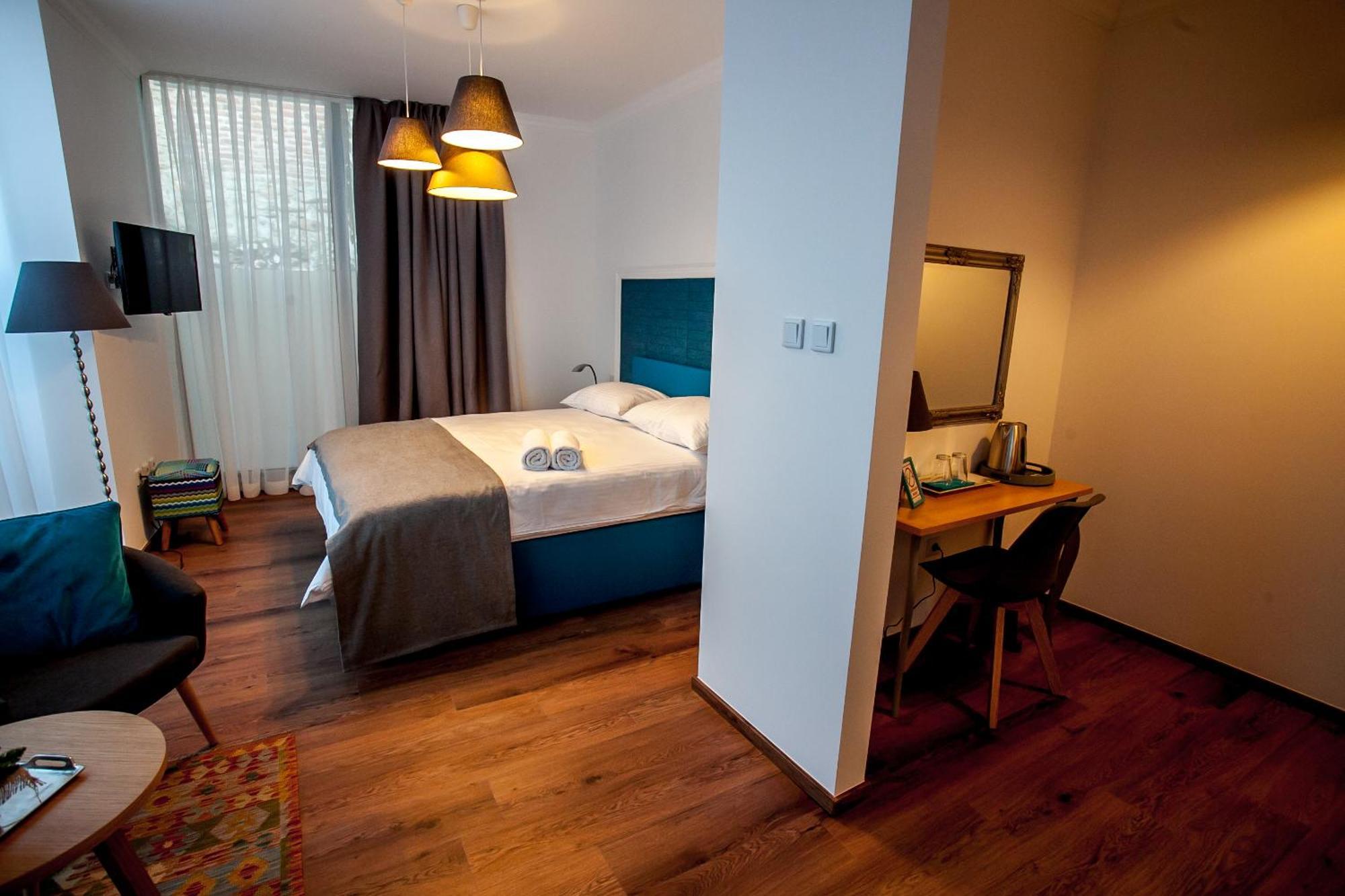 Flex Selfcheckins - Zagreb - Hostel - 8 Rooms - City Centre מראה חיצוני תמונה