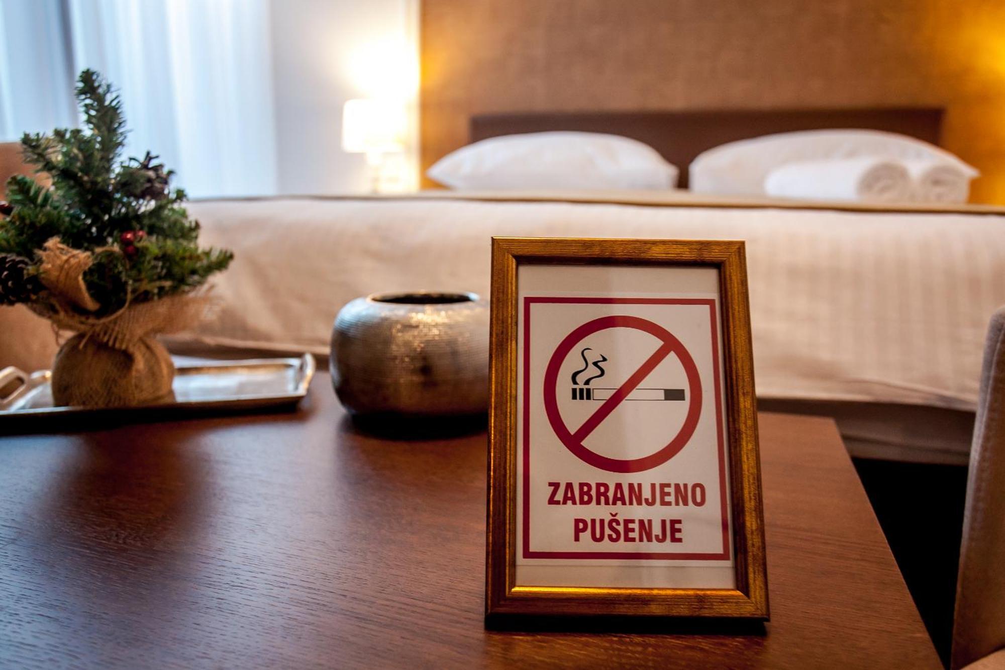 Flex Selfcheckins - Zagreb - Hostel - 8 Rooms - City Centre מראה חיצוני תמונה