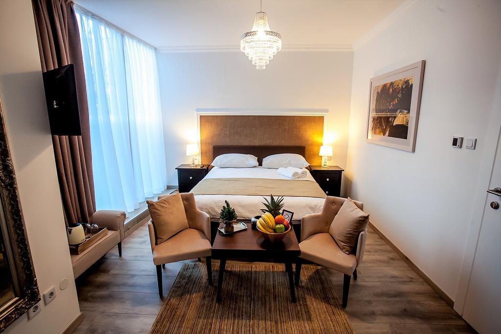 Flex Selfcheckins - Zagreb - Hostel - 8 Rooms - City Centre מראה חיצוני תמונה
