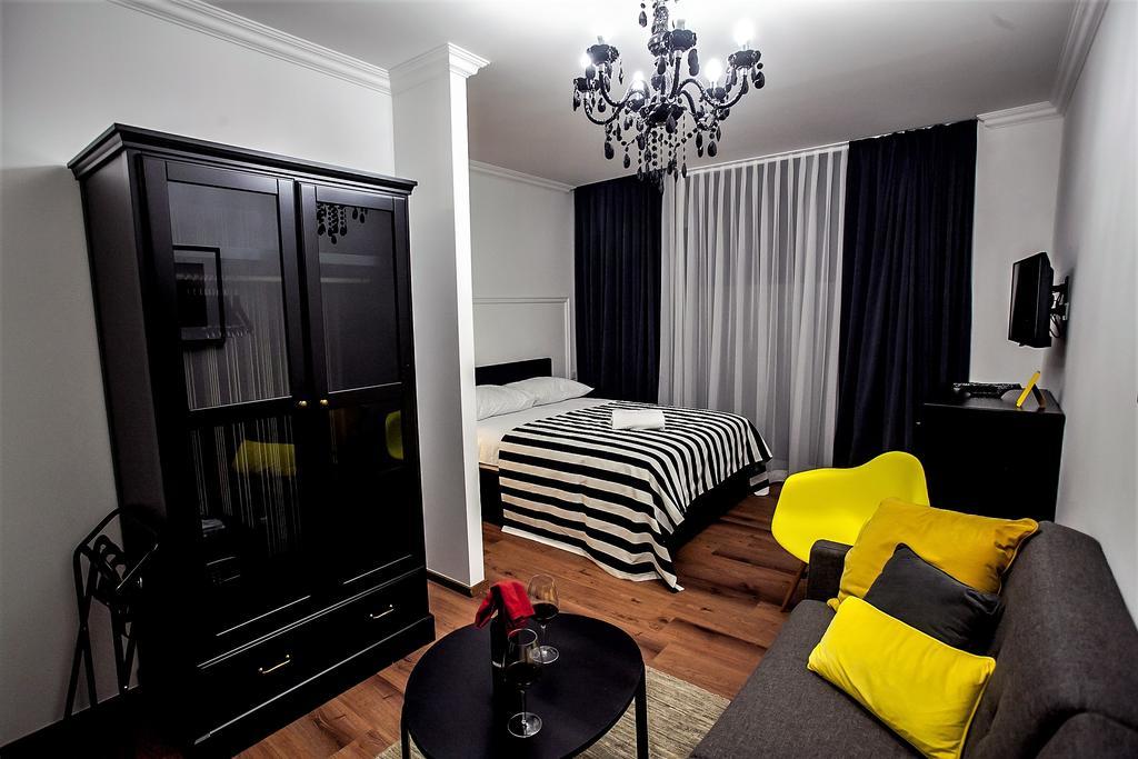 Flex Selfcheckins - Zagreb - Hostel - 8 Rooms - City Centre מראה חיצוני תמונה
