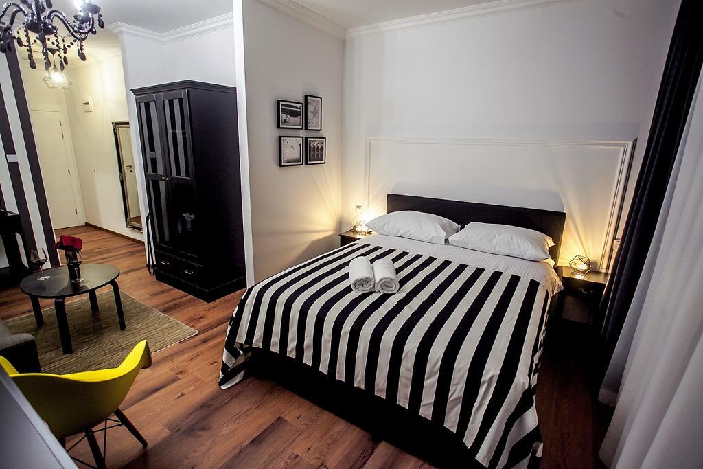 Flex Selfcheckins - Zagreb - Hostel - 8 Rooms - City Centre מראה חיצוני תמונה