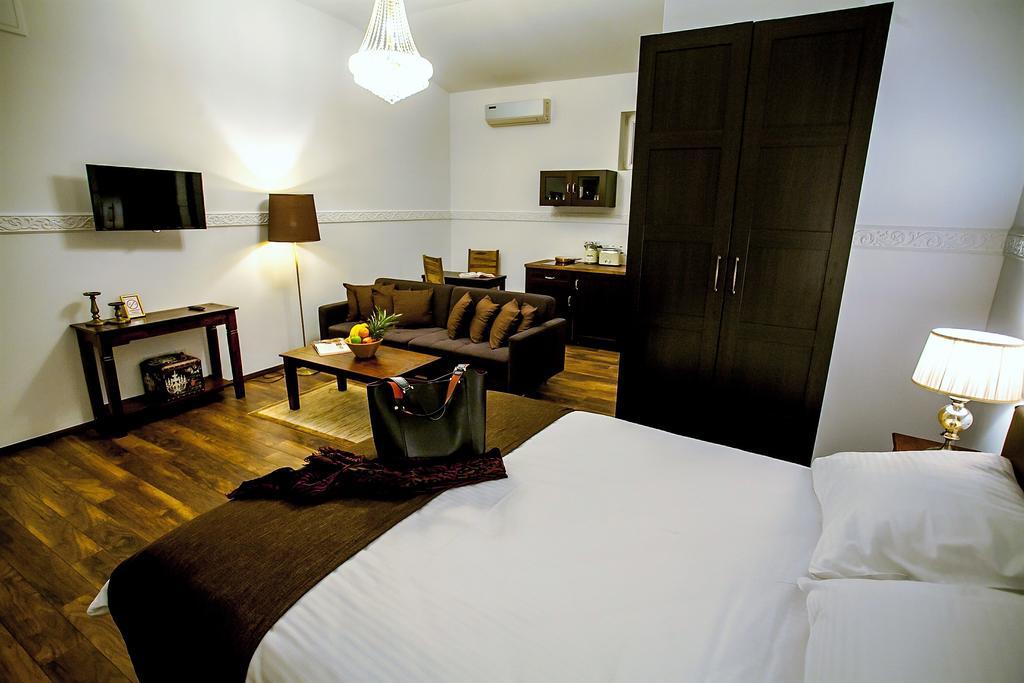 Flex Selfcheckins - Zagreb - Hostel - 8 Rooms - City Centre מראה חיצוני תמונה